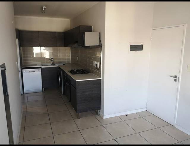 1 BEDROOM PROPERTY TO RENT IN OLIVEDALE